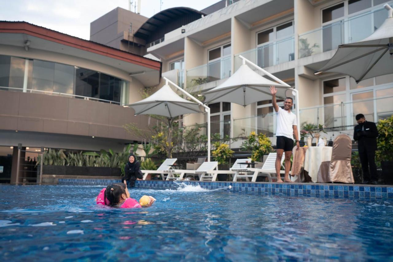 Grandia Hotel Bandung Zewnętrze zdjęcie