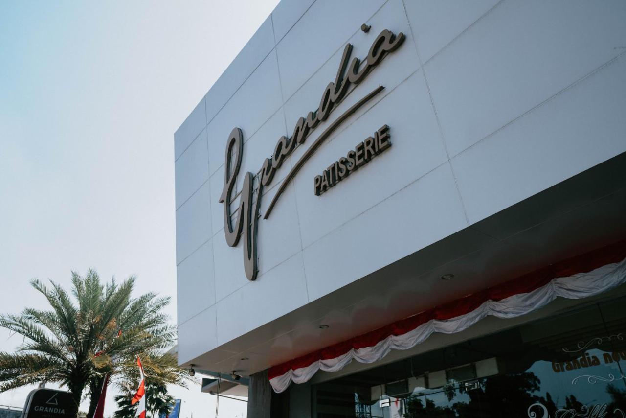 Grandia Hotel Bandung Zewnętrze zdjęcie